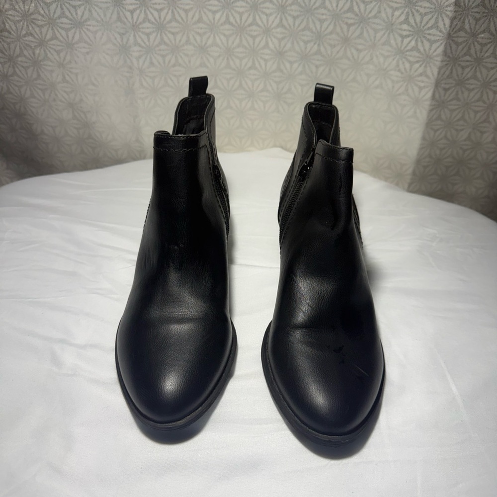 G by Guess Black Ankle Boots Troye Women Size 8M Synthetic Leather Zipper - Picture 7 of 7